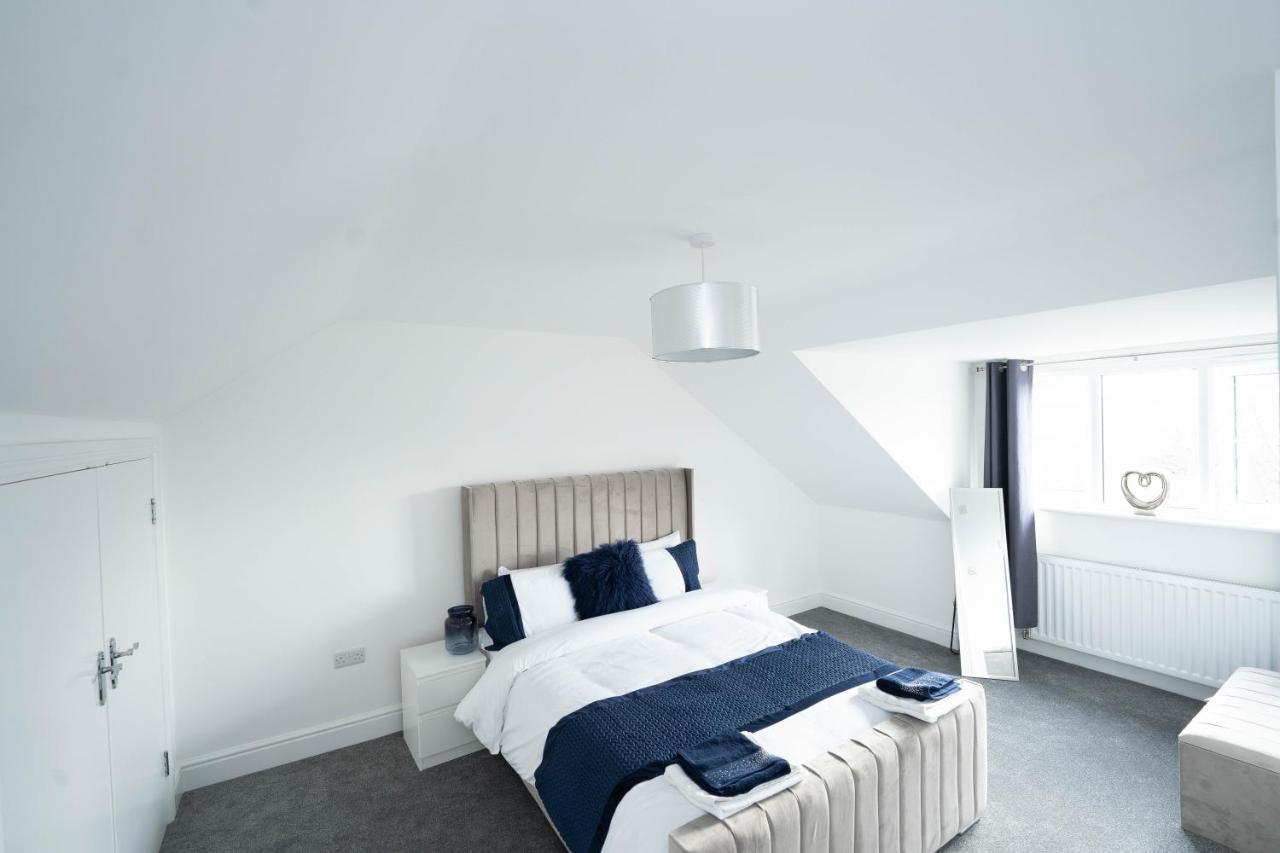 Entire Modern Home With Private Parking For 6/8 Persons Worksop Εξωτερικό φωτογραφία